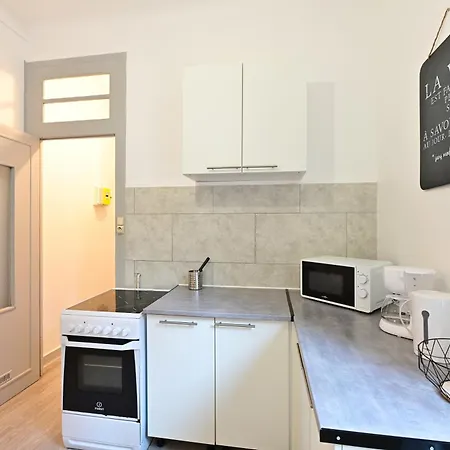 L'instant Present - Appt Pour 4 Charleville-Mezieres